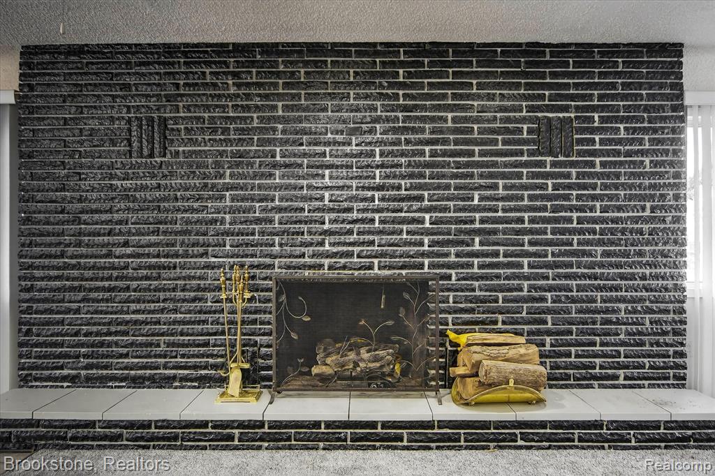 2555 W Boston Boulevard, Detroit, MI 48206 — Photo 4