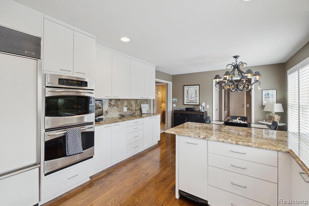768 SOUTHFIELD Road, Birmingham, MI 48009 — Photo 16