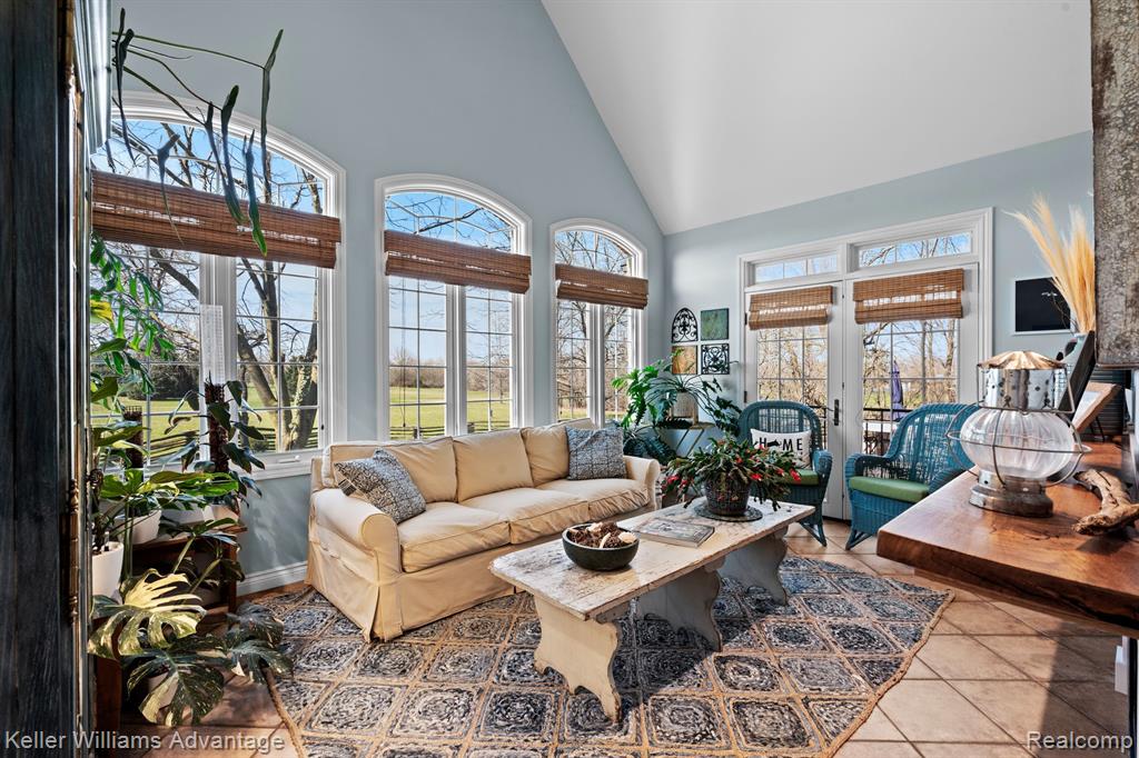 2026 HUNTERS CREEK Drive, Ypsilanti, MI 48198 — Photo 20