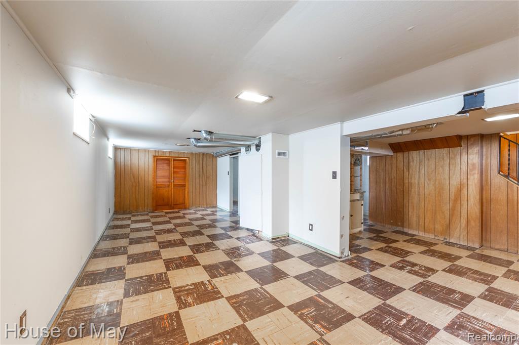 6640 Gahona Avenue, Allen Park, MI 48101 — Photo 10