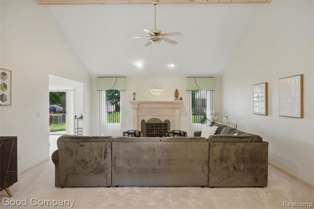 51414 Pinewood Drive, Macomb, MI 48042 — Photo 9