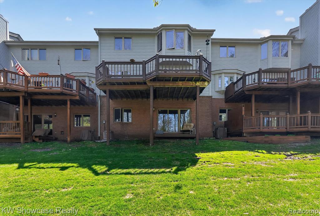 6626 Ridgeview Drive, Clarkston, MI — Photo 33