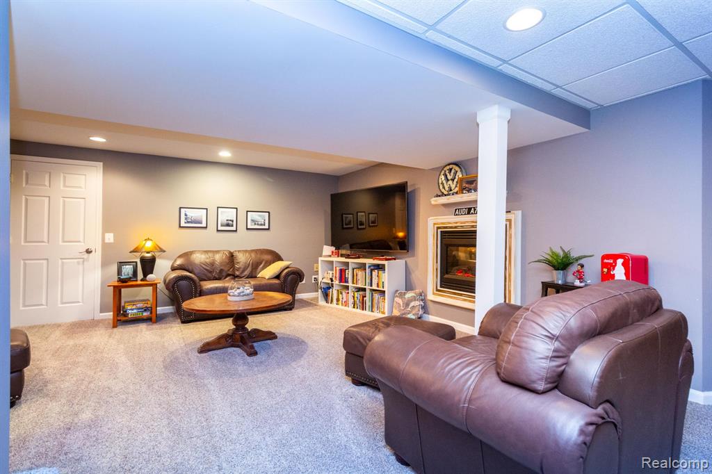 45340 Lothrop Road, Canton, MI 48188 — Photo 40