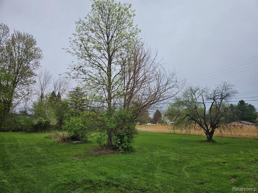 V/L E Maple Avenue, Grand Blanc, MI 48439 — front exterior