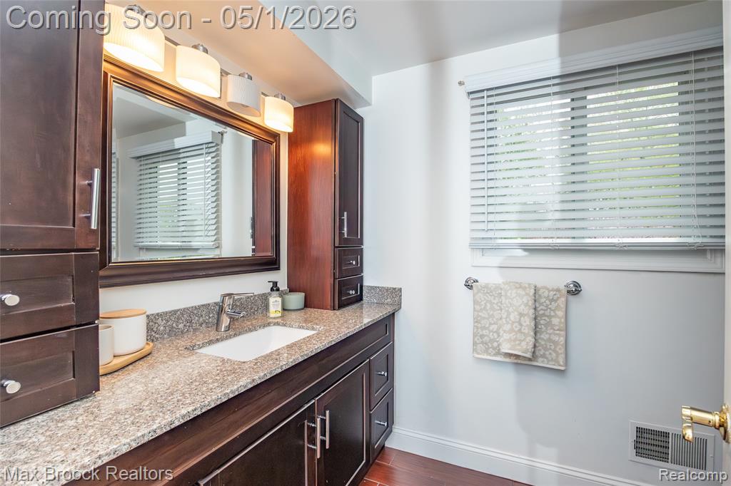 2275 Park Ridge Drive, Bloomfield Hills, MI 48304 — Photo 50