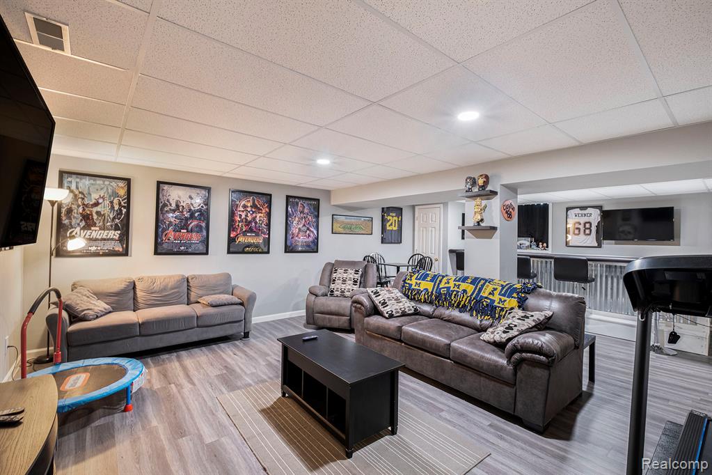 11415 Miller Road, Swartz Creek, MI 48473 — Photo 13