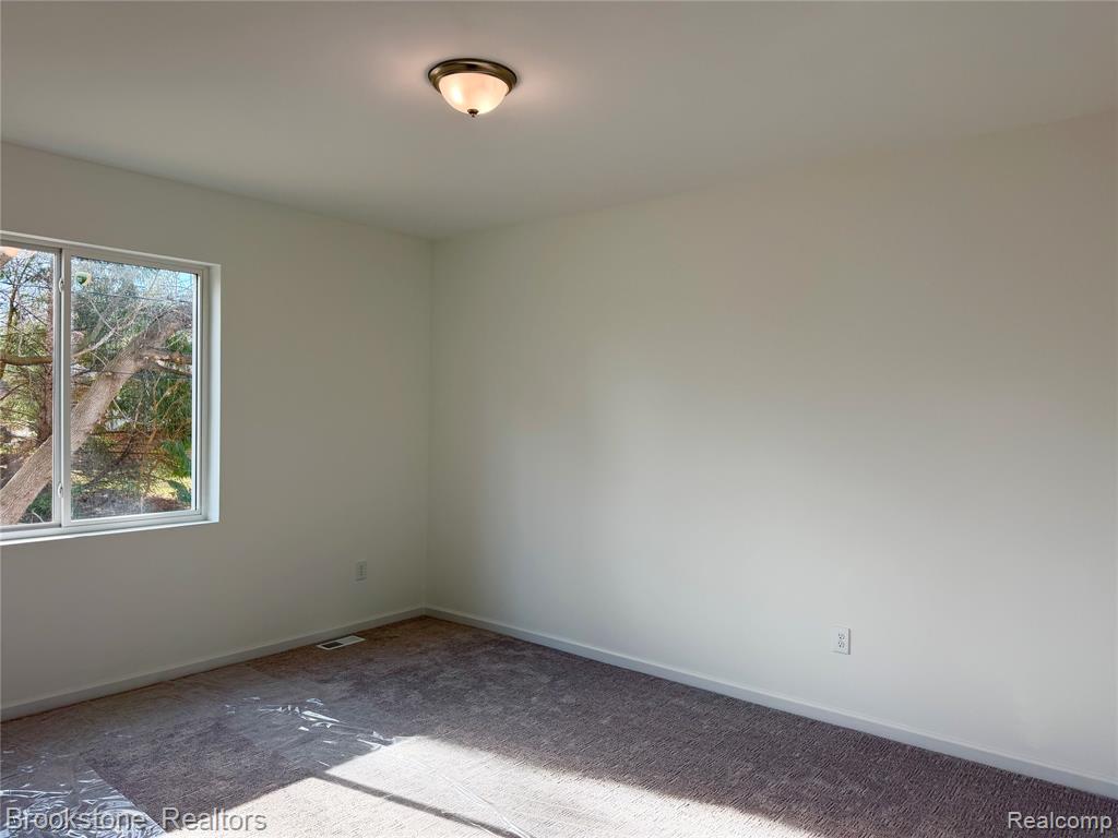 37116 Moravian Drive, Clinton Twp, MI 48036 — Photo 24