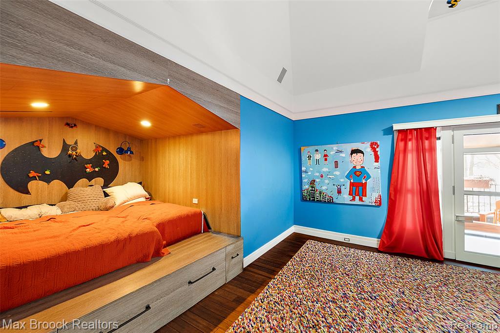 4740 Dow Ridge Road, Orchard Lake Village, MI, 48324