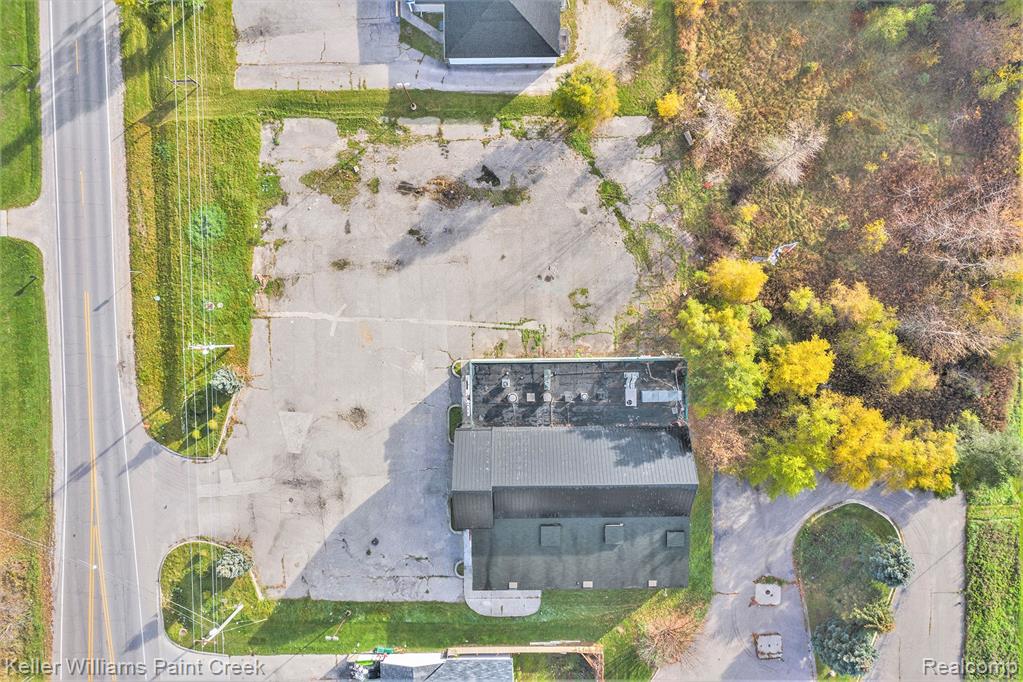 5030 E COLDWATER Road, Flint, MI 48506 — Photo 7