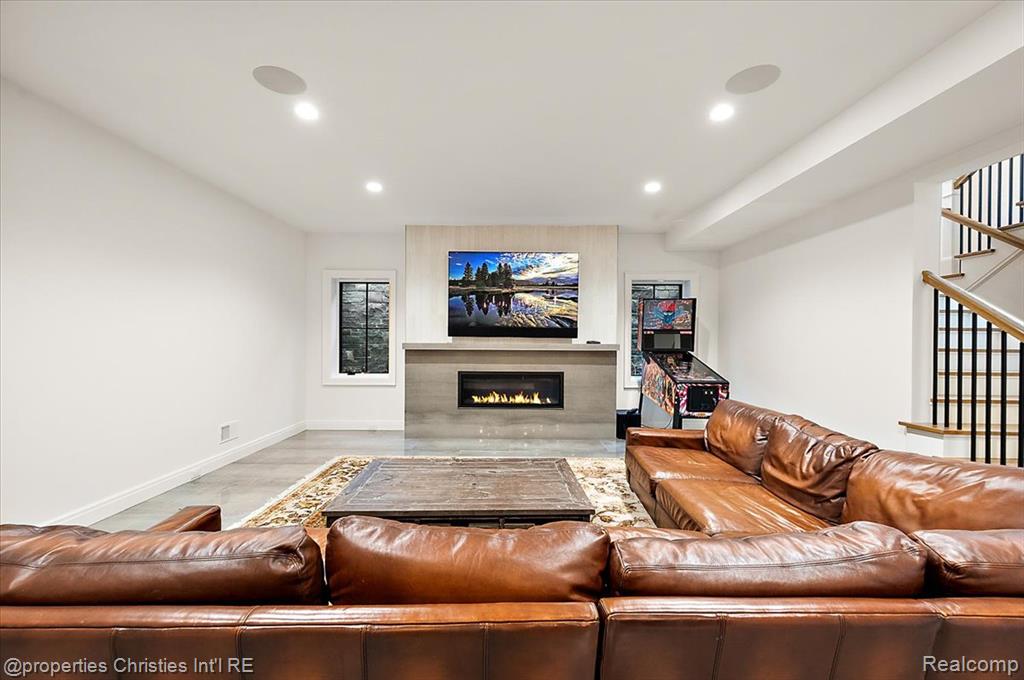 750 Kennebec Court, Bloomfield Hills, MI 48304 — Photo 61
