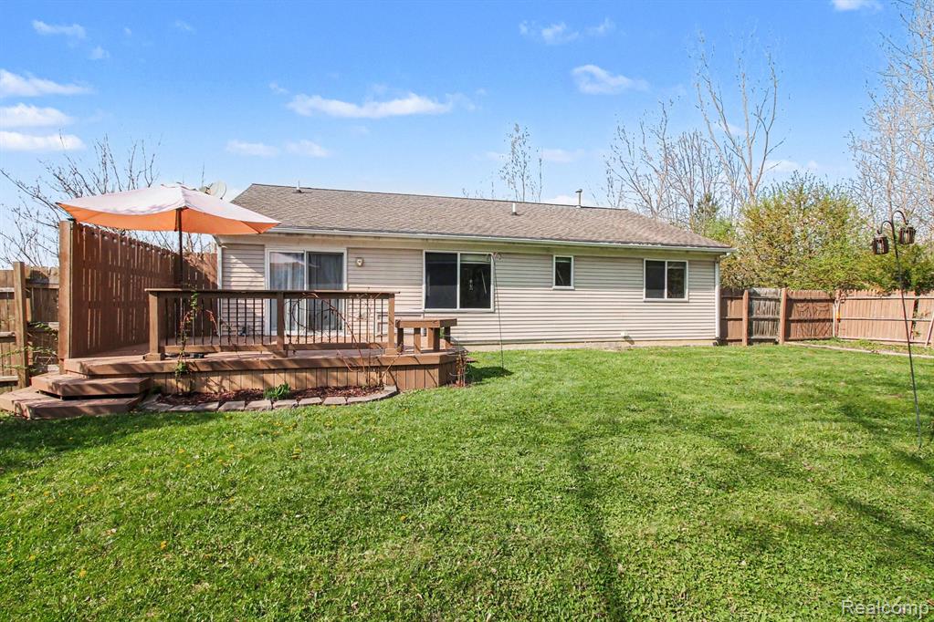4394 Harrier Lane, Burton, MI 48519 — Photo 4