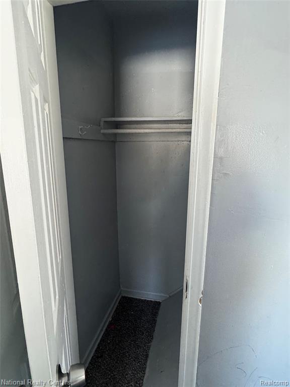 8271 Rosemont Avenue, Detroit, MI 48228 — Photo 18