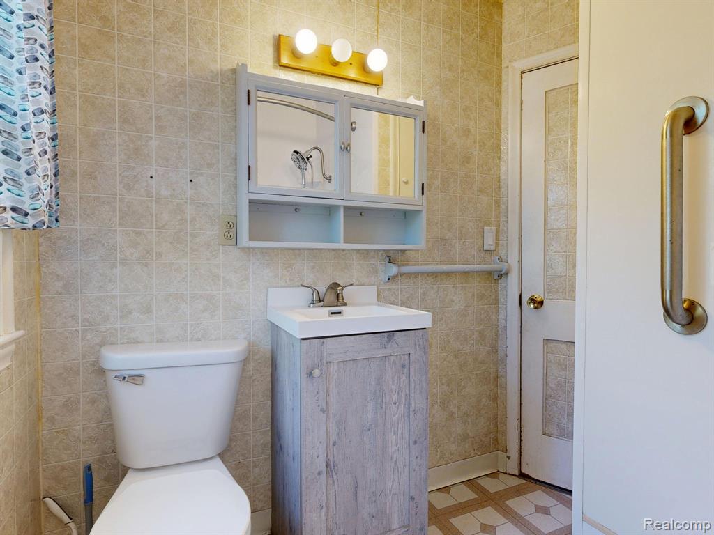 4455 N Genesee Road, Flint, MI 48506 — Photo 21
