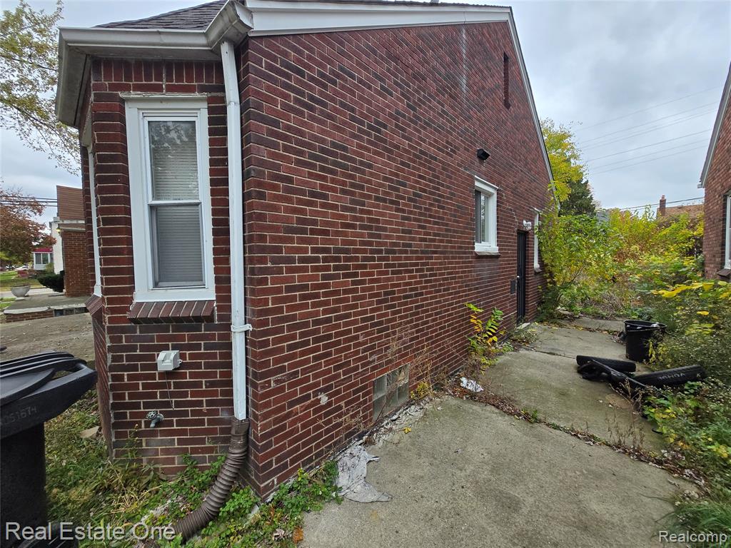 5798 Oldtown Street, Detroit, MI 48224 — Photo 3