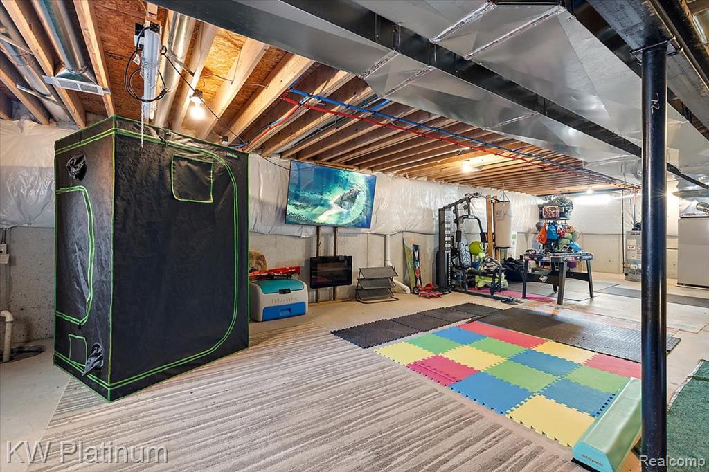 35910 Glenville Drive, New Baltimore, MI 48047 — Photo 56