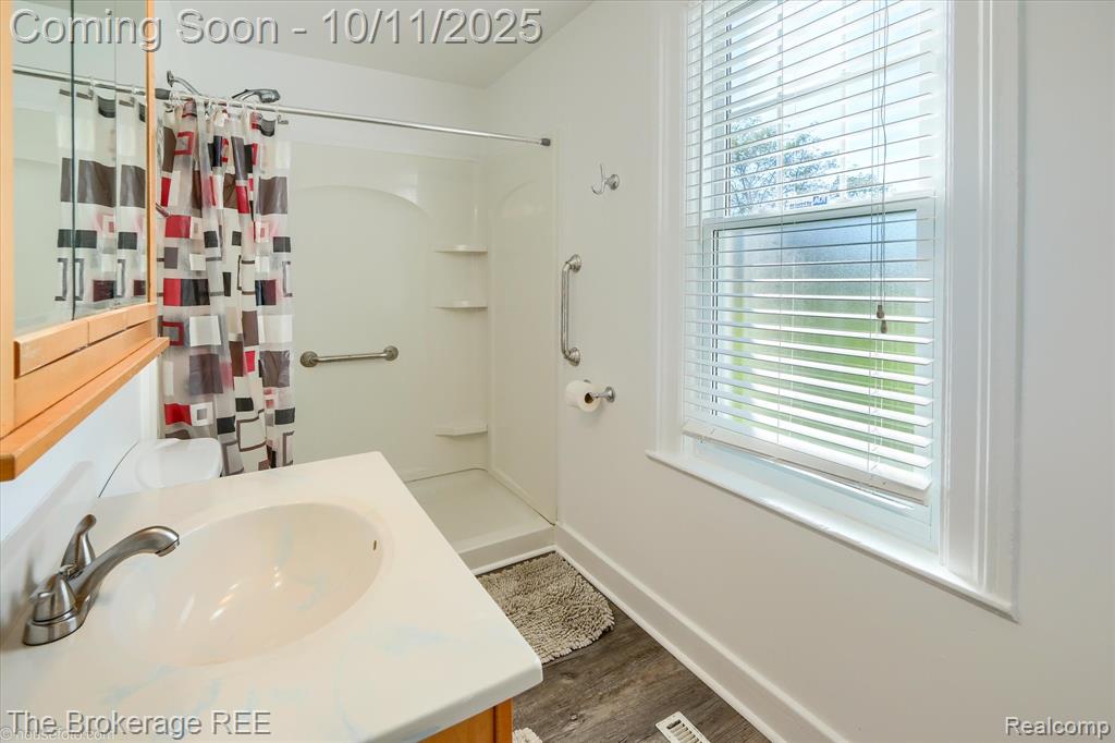5234 Kelly Road, Flint, MI 48504 — Photo 47