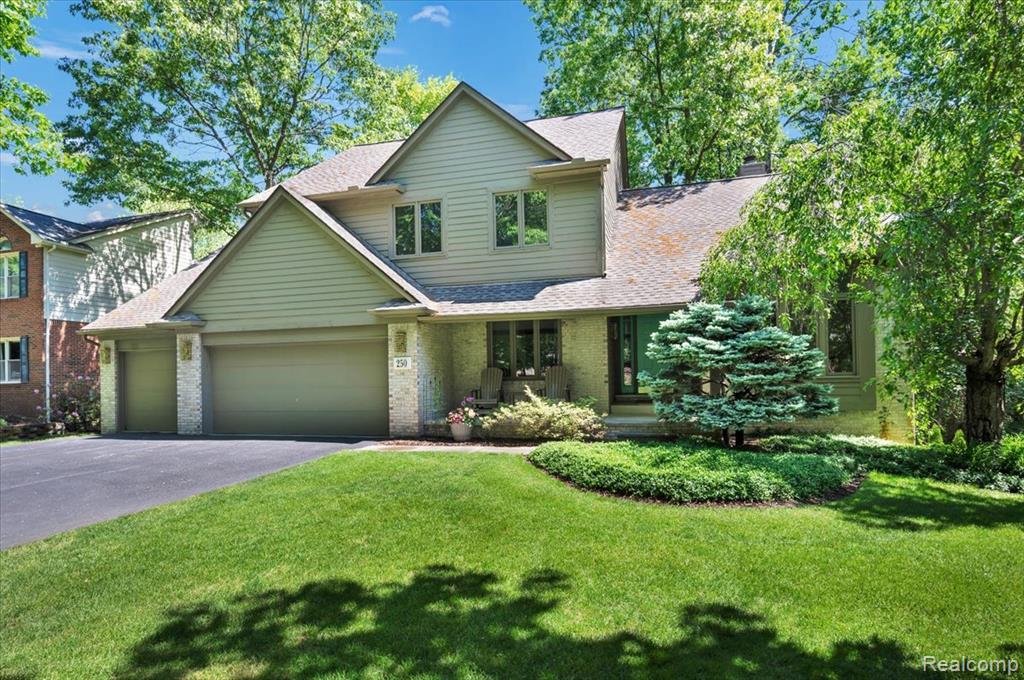 250 Woodcreek Court - Photo 3