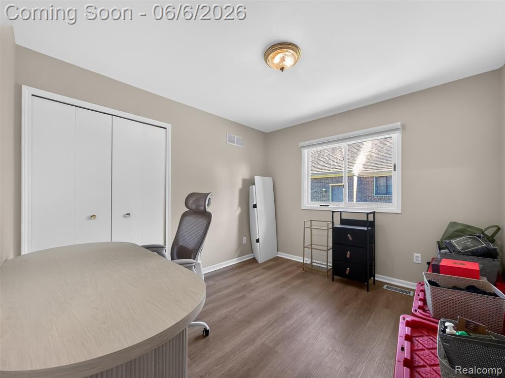 41599 Red Oak Drive, Sterling Heights, MI 48314 — Photo 33