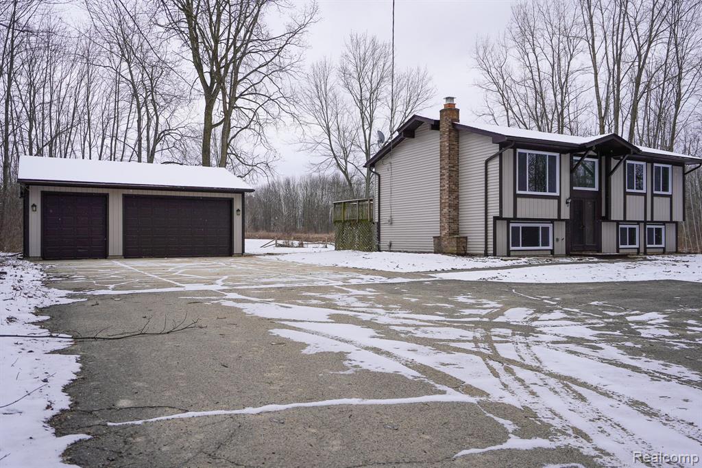 5266 ARGENTINE Road, Howell, MI 48855 — Photo 3