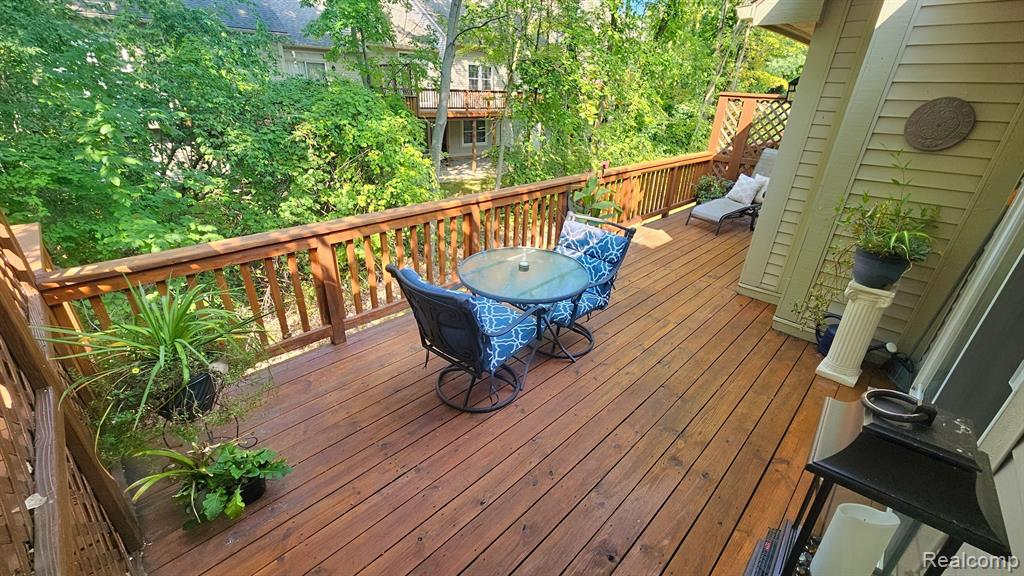 41778 WEBSTER Court, Novi, MI 48377 — Photo 25