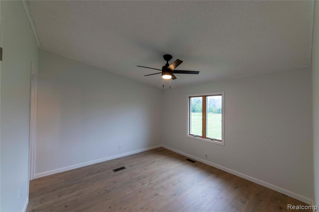 8410 Smith Road, Gaines Vlg, MI 48436 — Photo 10