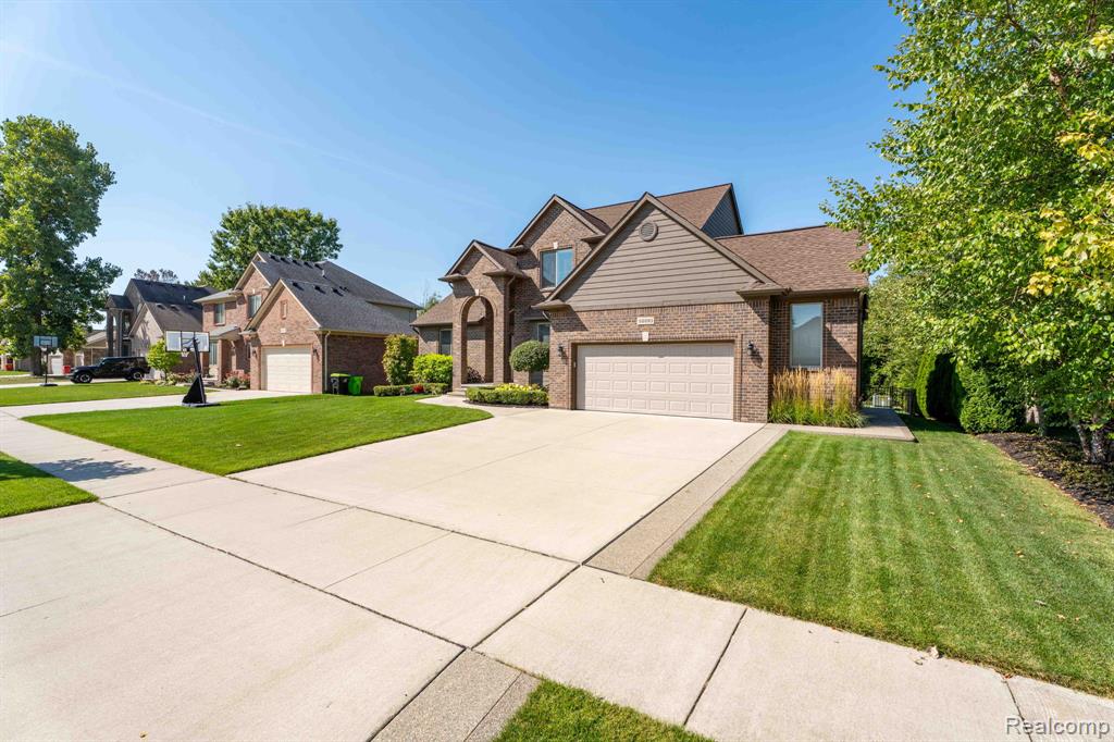 50093 Oakbrooke Drive, New Baltimore, MI 48047 — Photo 3