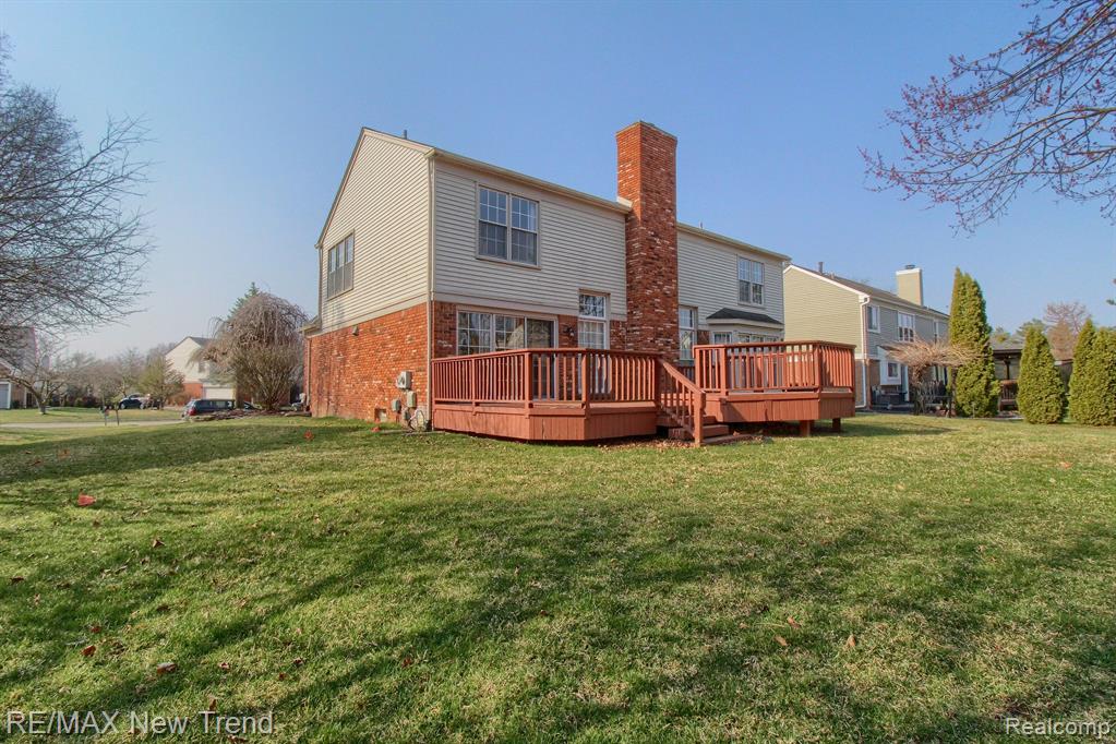 45331 COURTVIEW Trail, Novi, MI — Photo 28