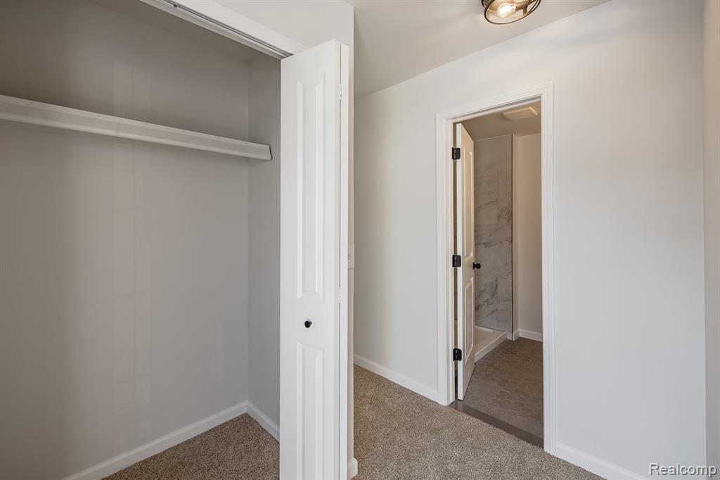 4075 Kempf Street, Waterford, MI 48329 — Photo 38