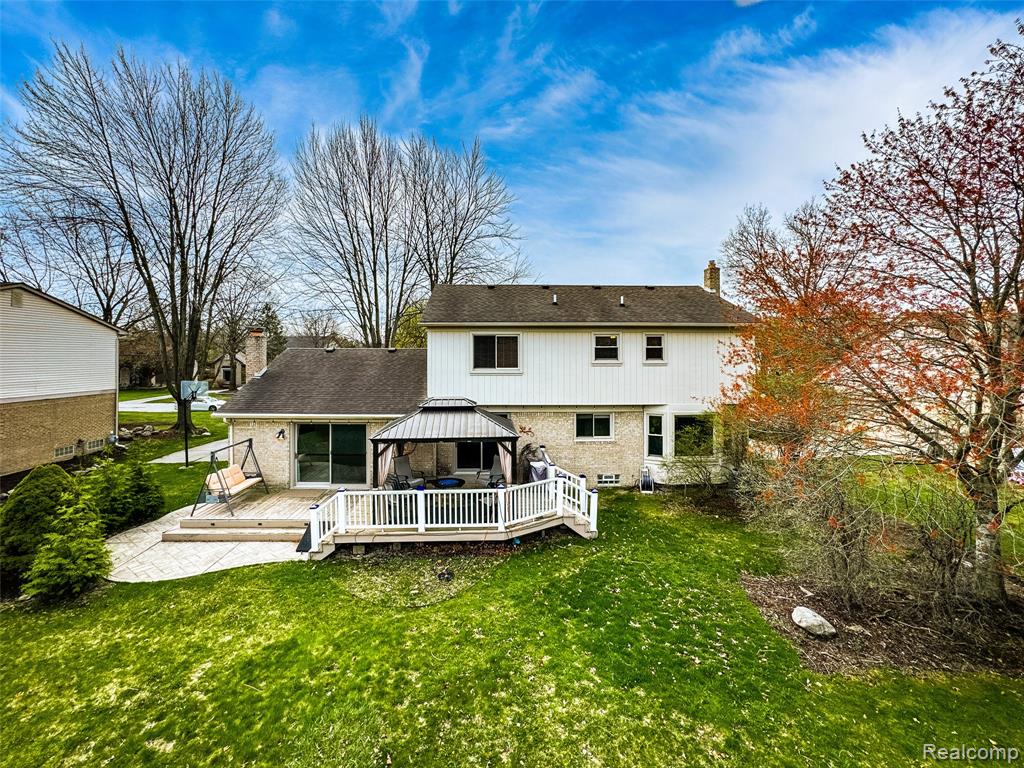 37764 Stableview Drive, Farmington, MI 48335 — Photo 41