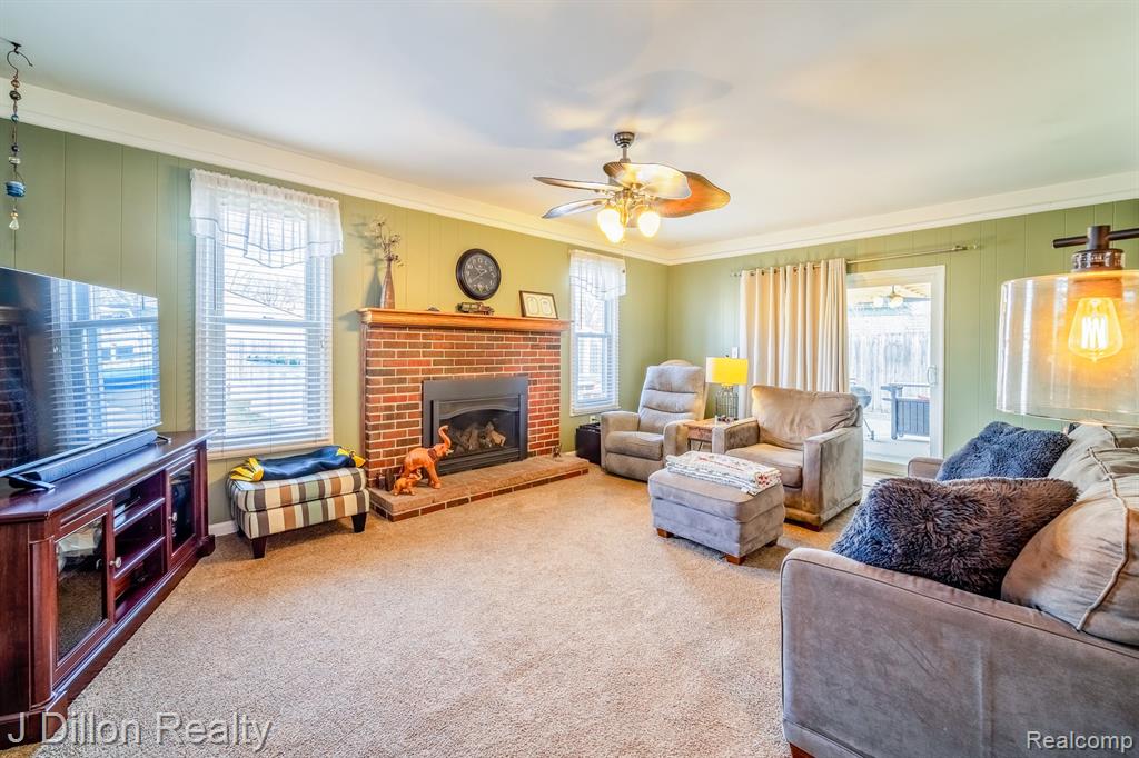 39830 EDMUNDTON Drive, Canton, MI 48187 — Photo 26