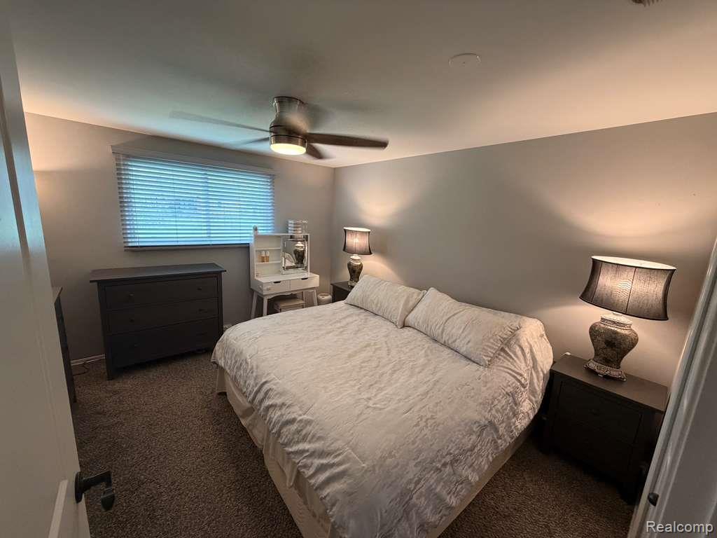 4803 Crestbrook Drive, Waterford, MI 48328 — Photo 12