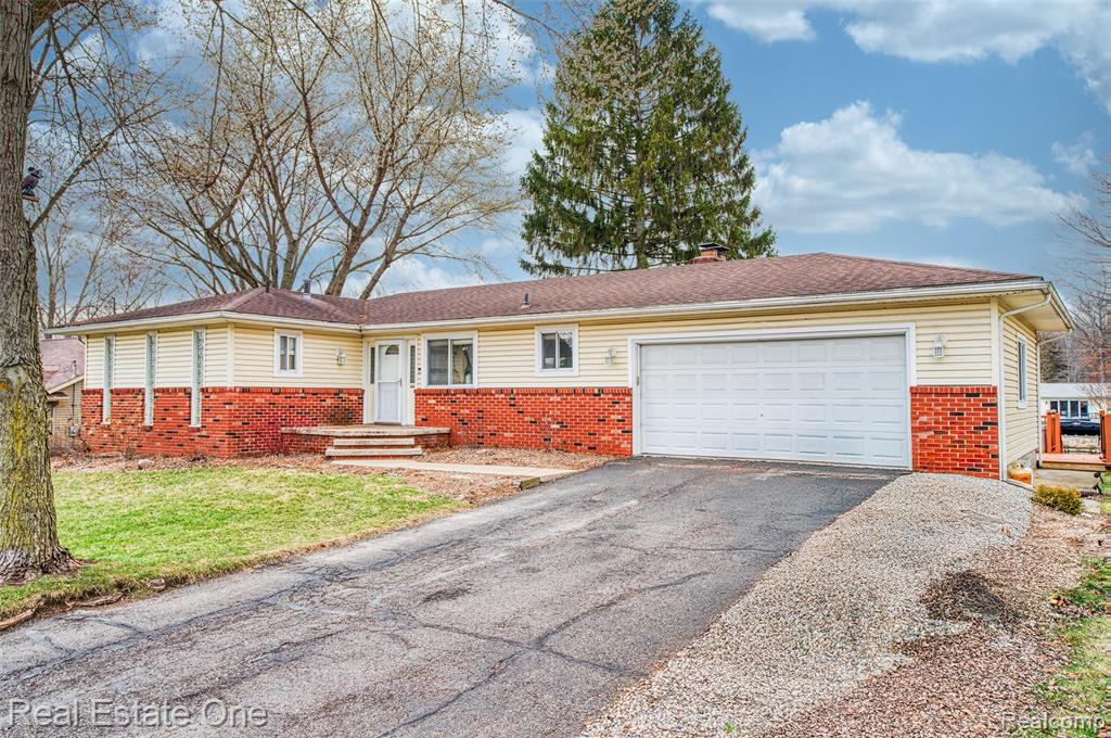 10846 Colony Road, Pinckney, MI 48169 — Photo 15
