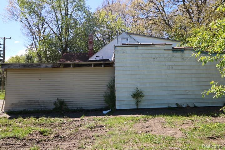 5267 Roberts Drive, Flint, MI 48506 — Photo 3