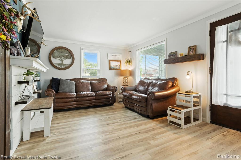 2037 Saint Clair River Drive, Algonac, MI 48001 — Photo 19