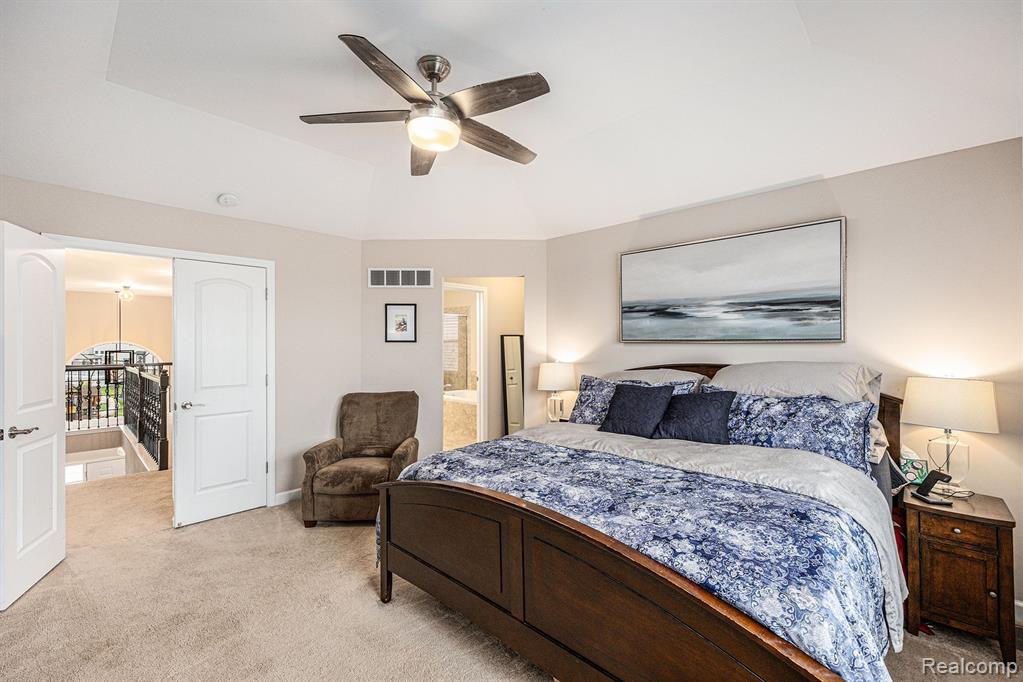 4846 E Stonegate Circle, Lake Orion, MI — Photo 16