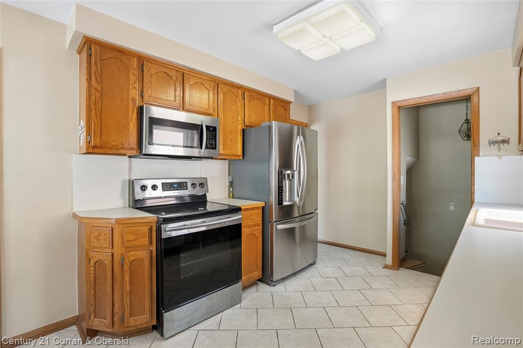 7517 Horger Street, Dearborn, MI 48126 — Photo 9