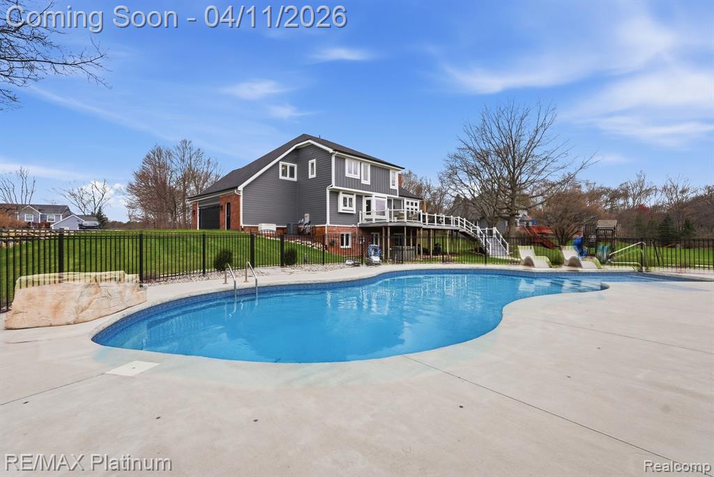 8757 Pebble Creek Drive, Pinckney, MI 48169 — Photo 47