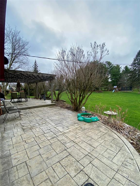 5177 Elizabeth Lane, Almont, MI 48003 — Photo 40