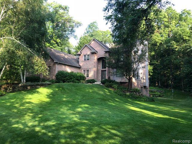7643 MISTWOOD Drive, White Lake, MI 48383 — Photo 3