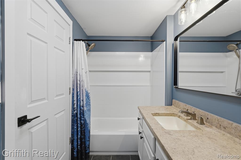9198 Silver Lake Road, Linden, MI 48451 — Photo 25