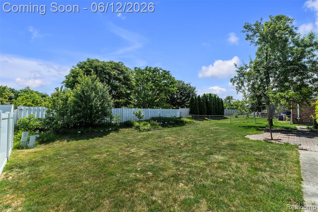 7000 Woonsocket Street, Canton, MI 48187 — Photo 63