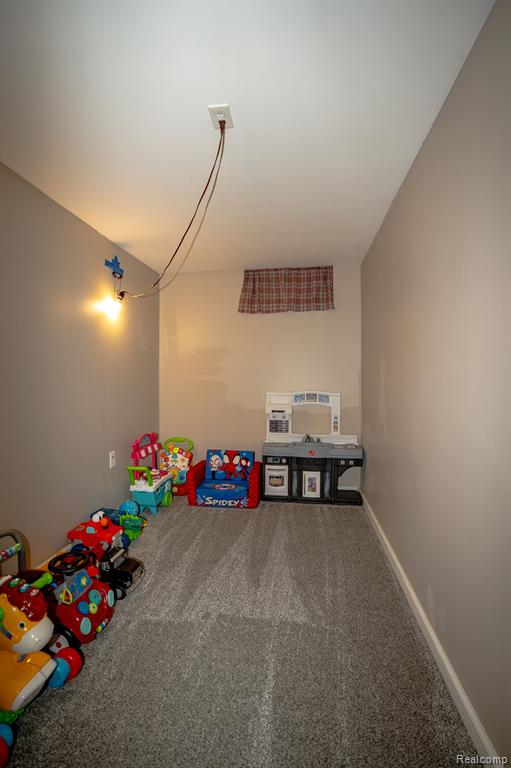 23360 Crossley Avenue, Hazel Park, MI 48030 — Photo 18