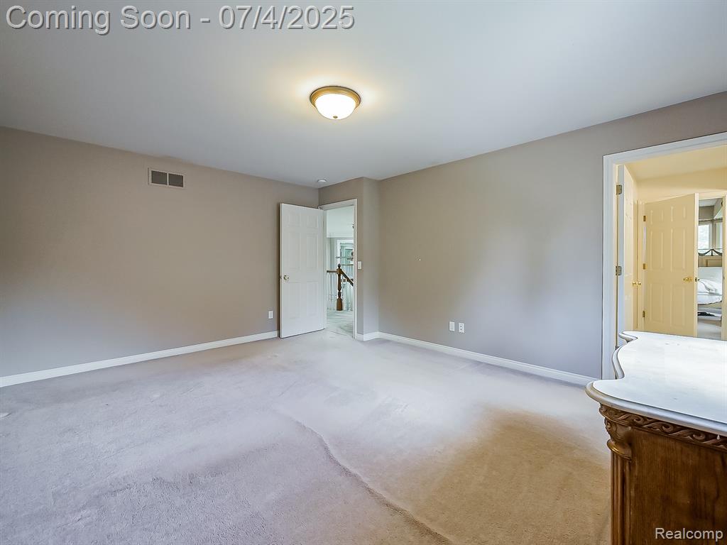926 Majestic, Rochester Hills, MI 48306 — Photo 32