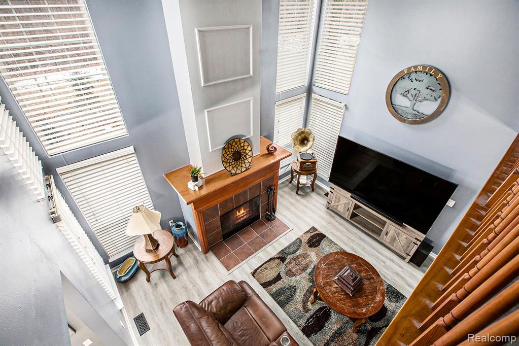 15971 BROOKSIDE Drive, Belleville, MI 48111 — Photo 5