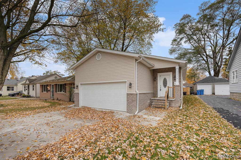 4456 Monroe Road, Dearborn Heights, MI 48125 — Photo 3