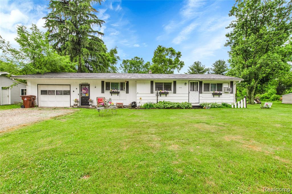 334 Monroe Street, Webberville, MI 48892 — front exterior