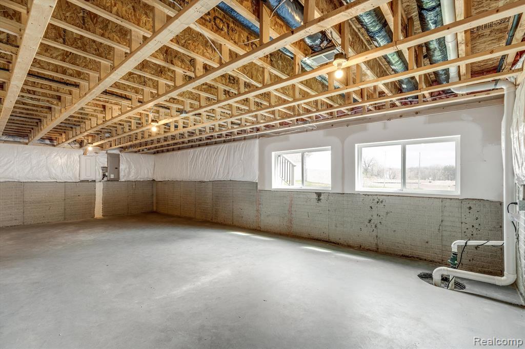 2774 POLSON Street, Ann Arbor, MI 48105 — Photo 32