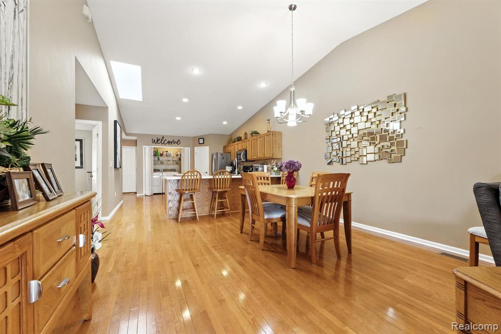 810 Crystal Lane, Marysville, MI 48040 — Photo 14