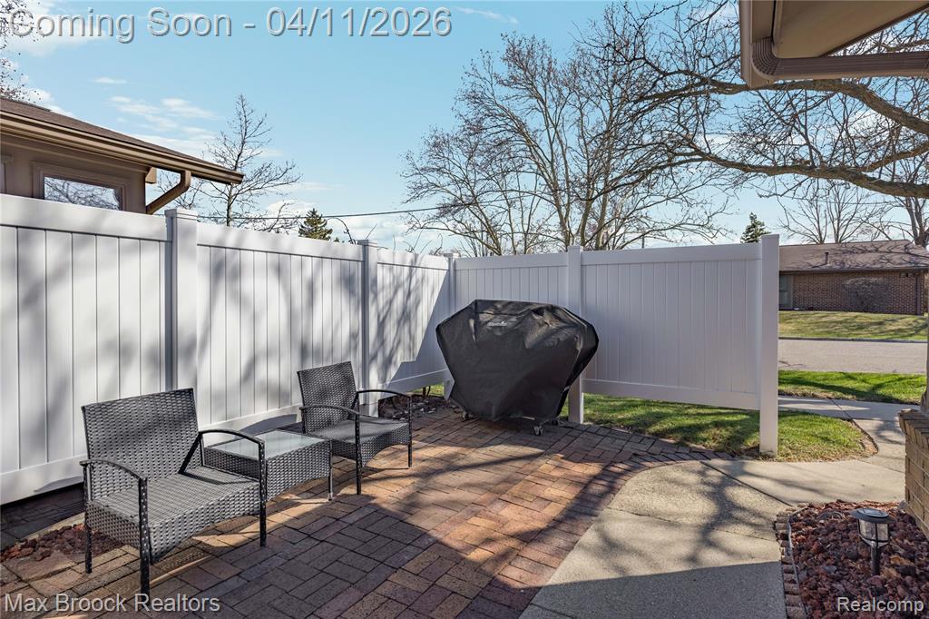 2671 Roundtree Drive Roundtree Drive, 4, Troy, MI 48083 — Photo 39