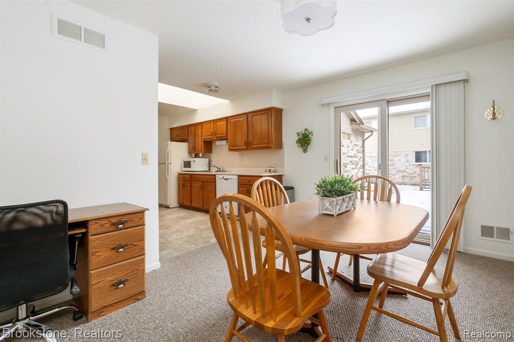 41505 Clinton Grove Drive, Clinton Twp, MI 48038 — Photo 14
